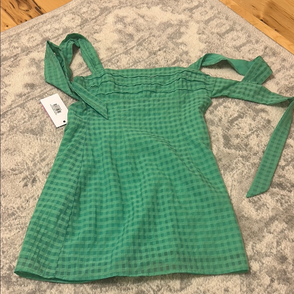 Beginning Boutique Green Tie Front Sundress